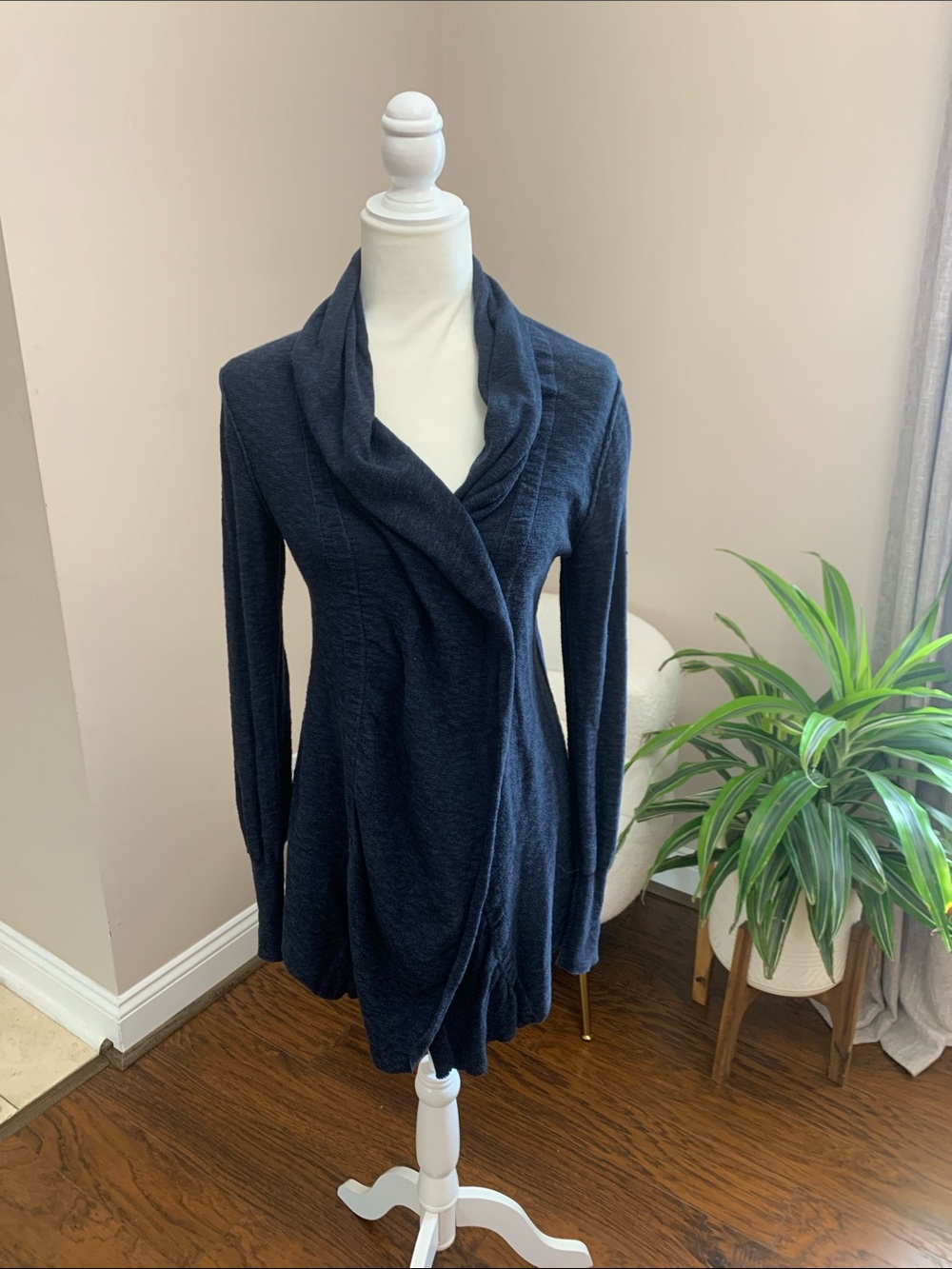 Draped Open-Front Navy Women’s Sweater. G2 Free People